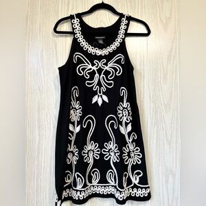 Vintage Style Lauren Michelle Womens Dress Size M Black Floral Embroidered EUC
